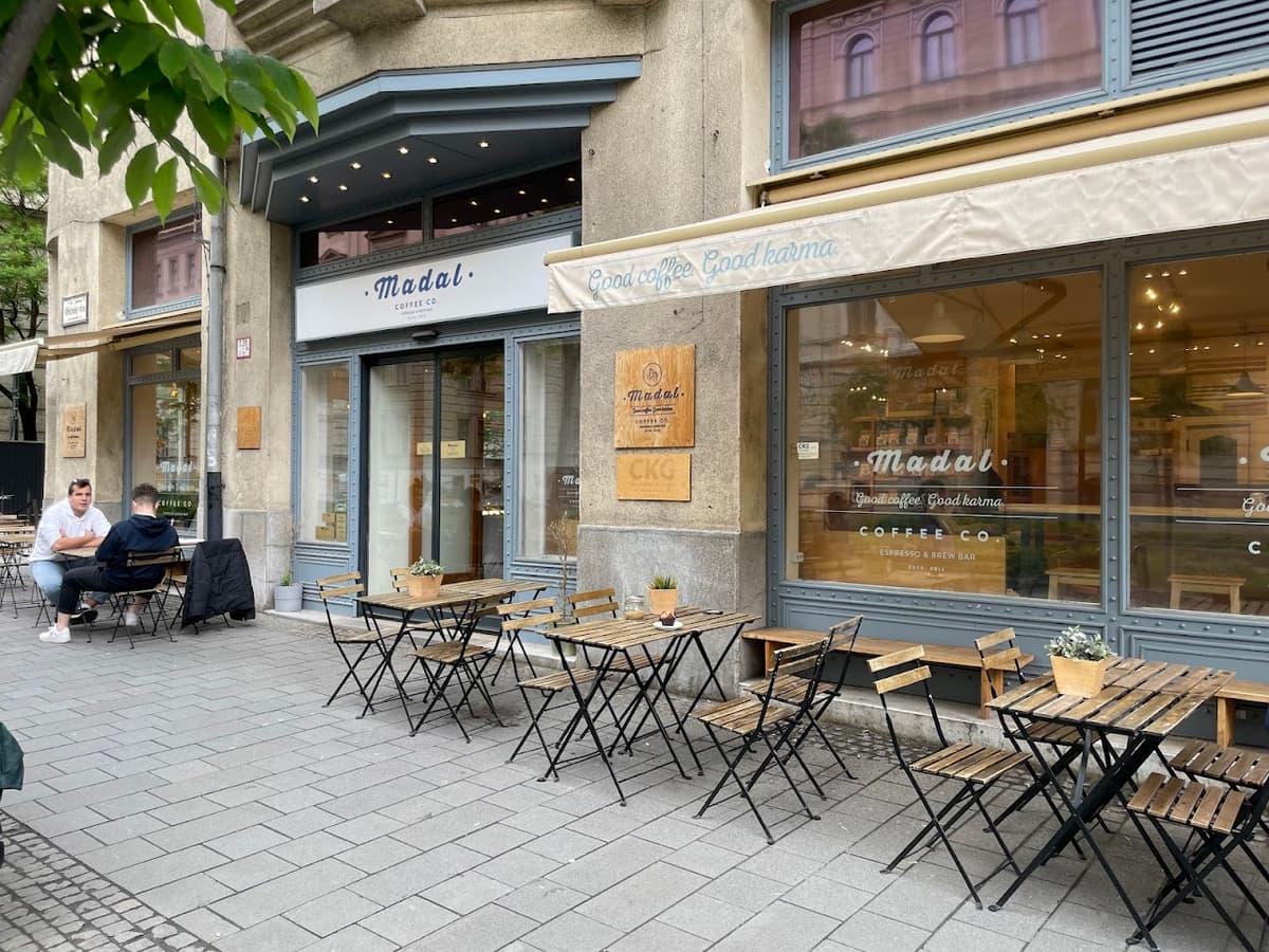 Madal Café in Budapest
