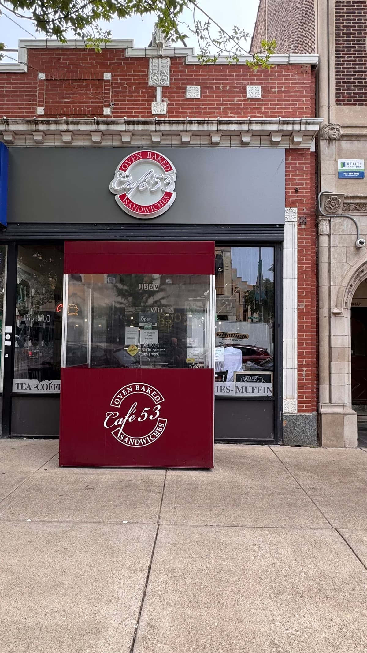 Café 53 in Chicago