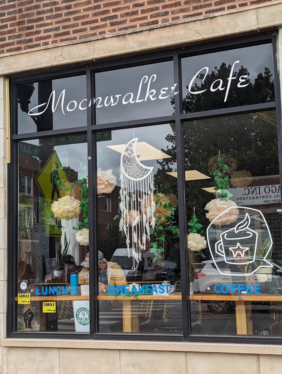 Moonwalker Cafe in Chicago