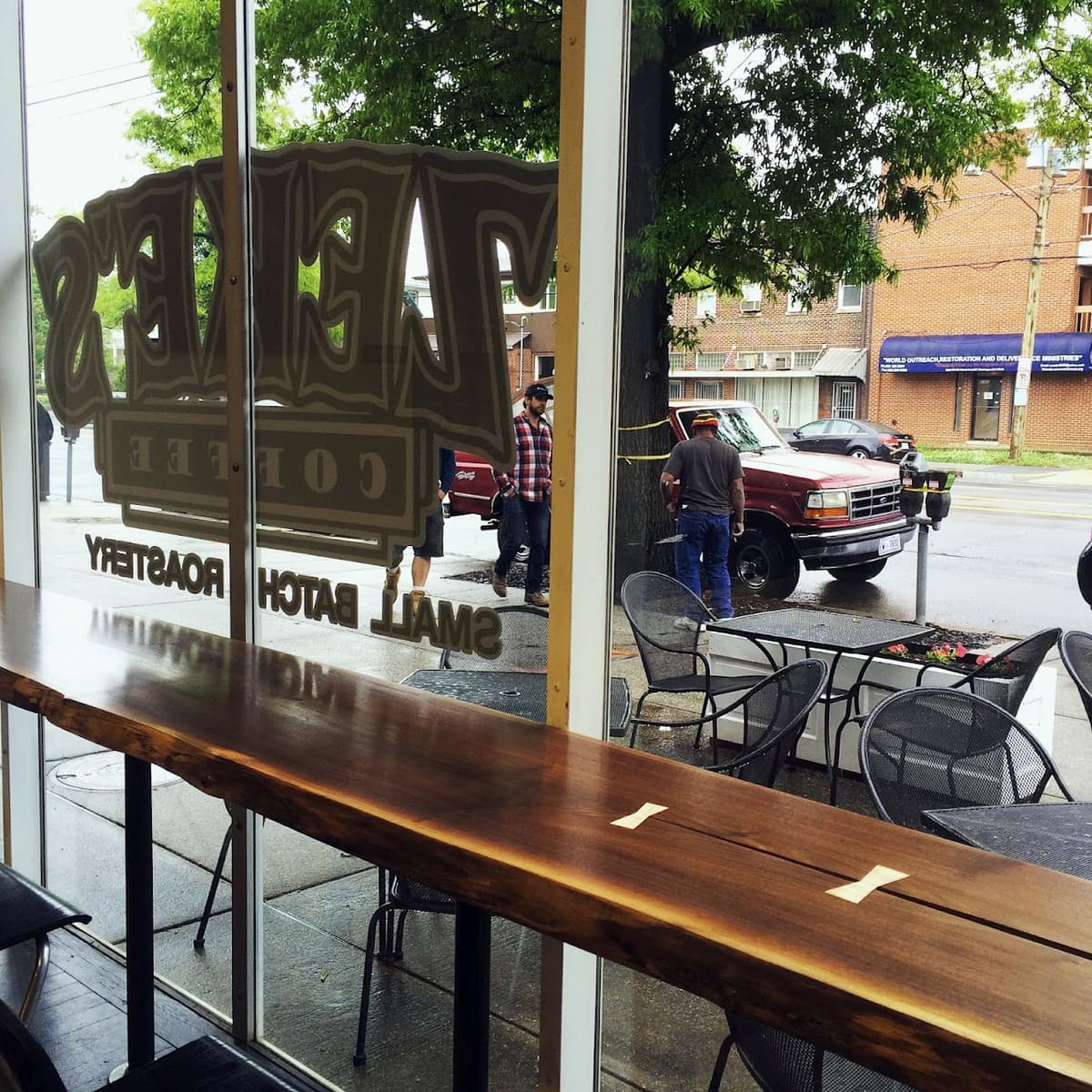 Zeke's Coffee in Washington DC