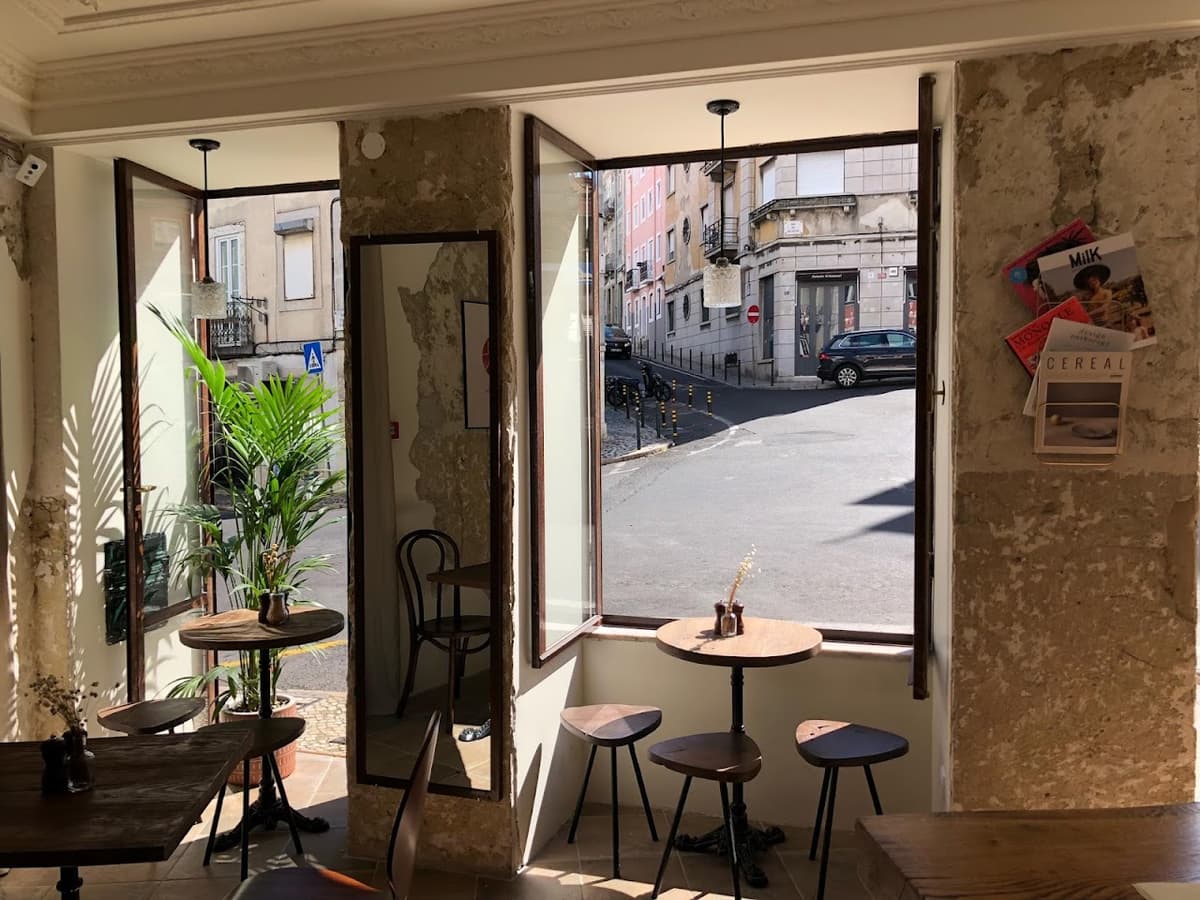 Seagull Method Café in Lisbon
