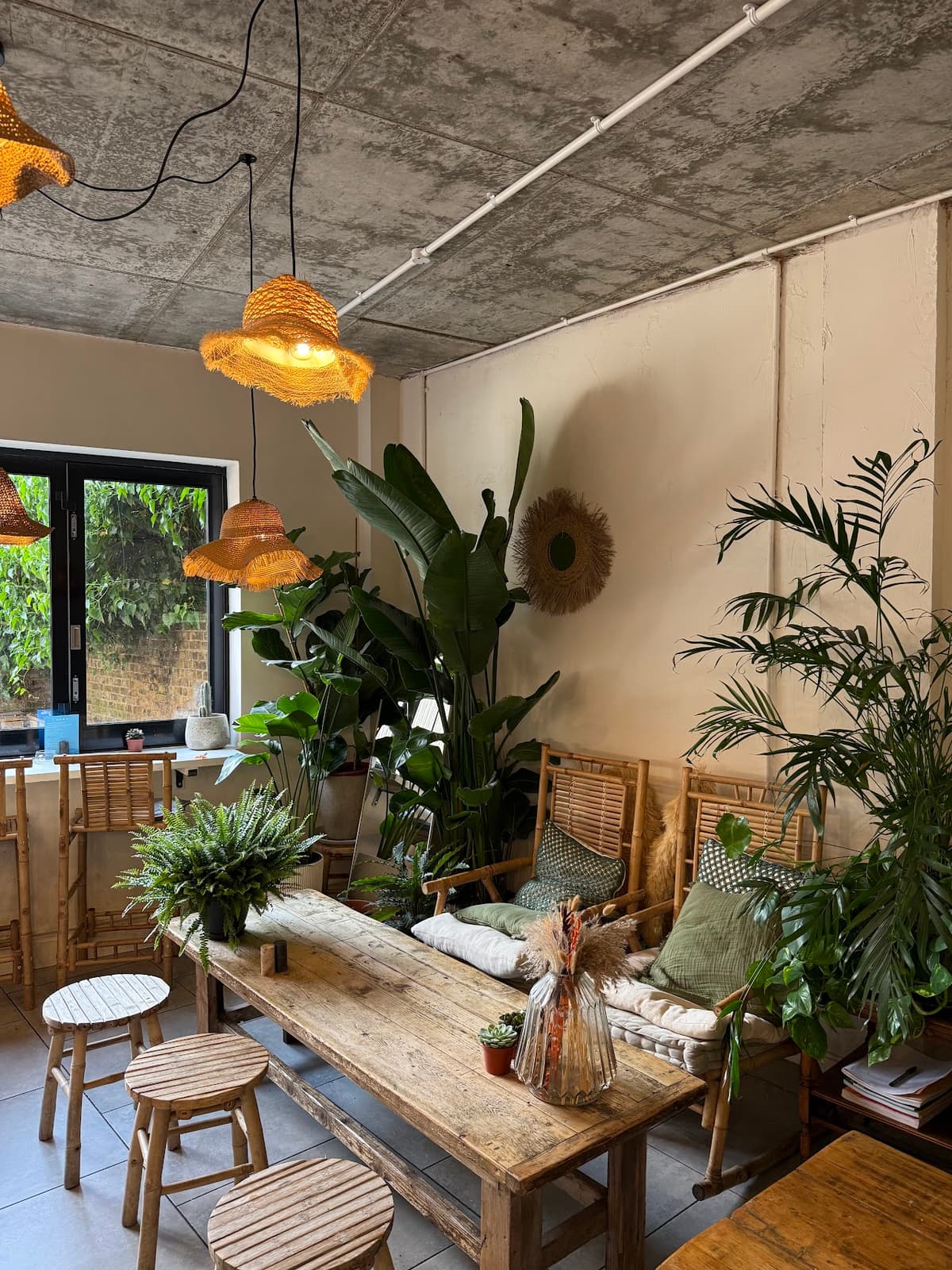 WAVE (We Are Vegan Everything) in London