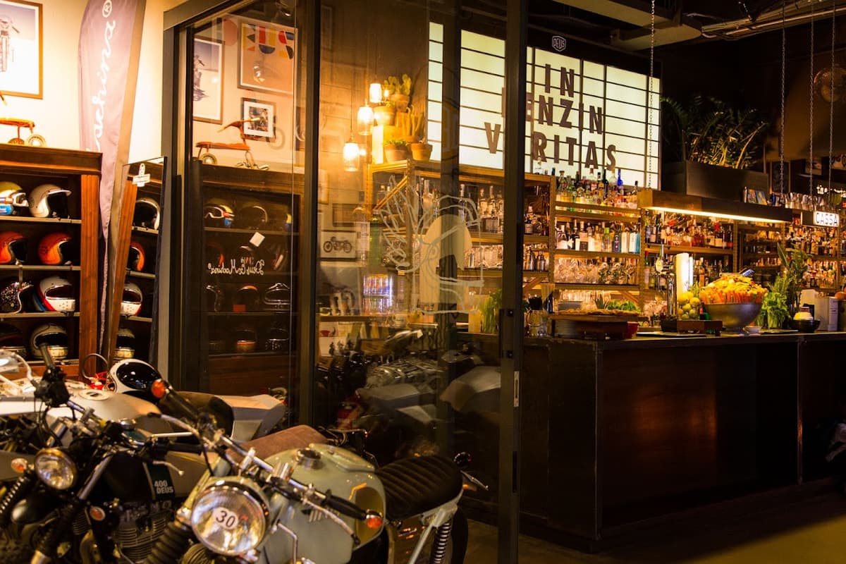 Deus Cafè in Milan