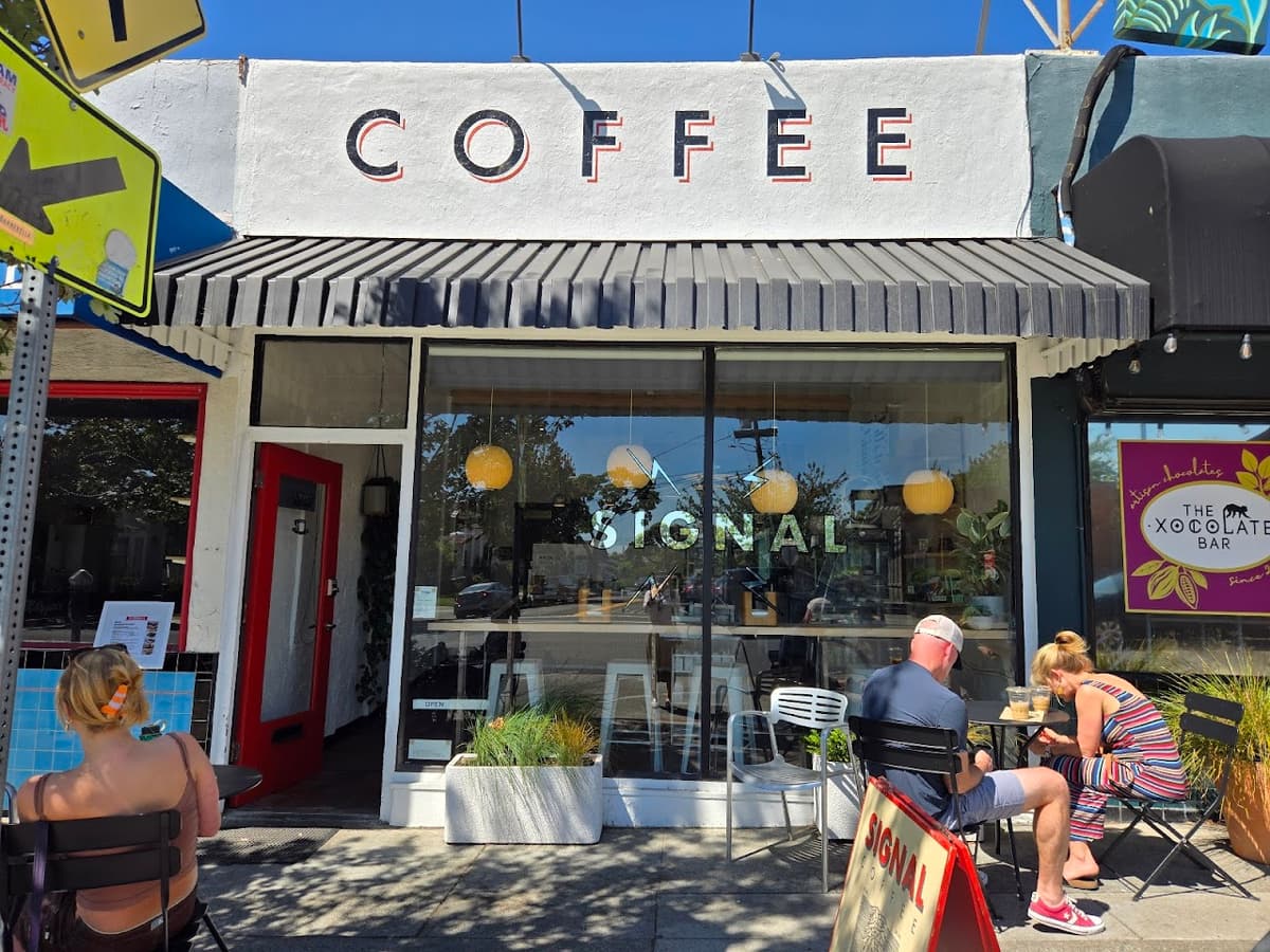 SIGNAL Coffee Roasters (Solano) in Berkeley