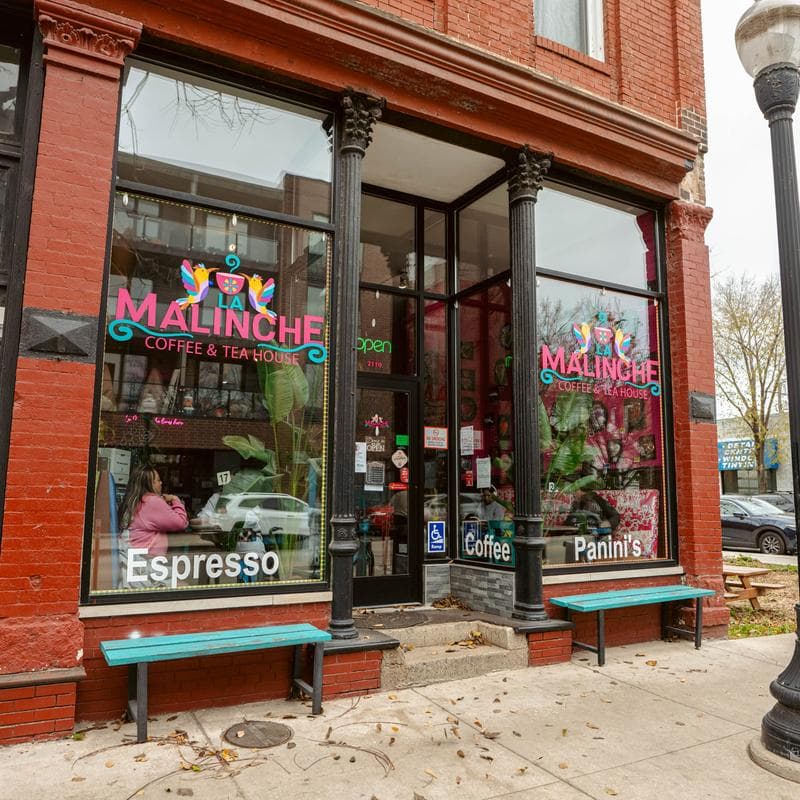 La Malinche Coffee & Tea House in Chicago