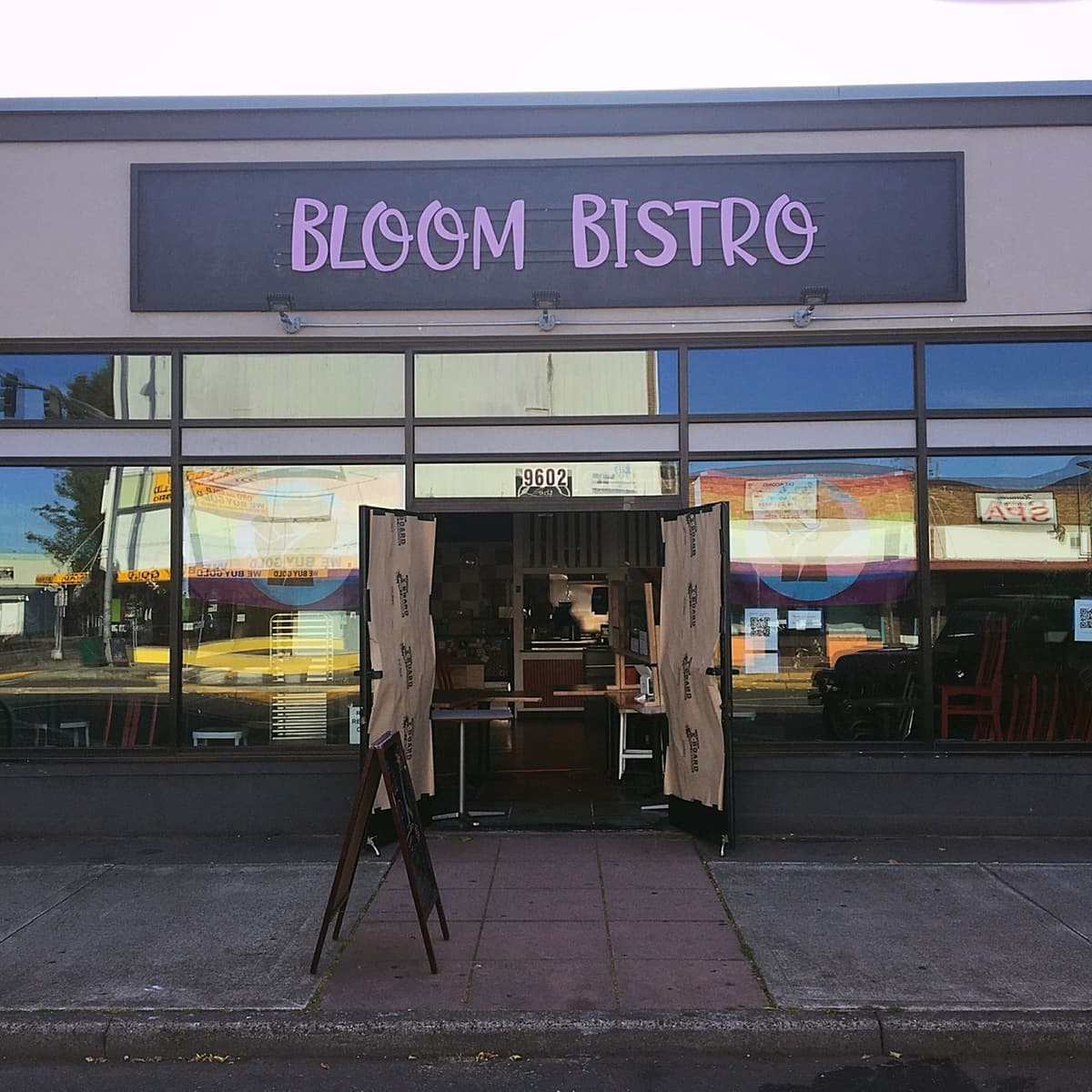 Bloom Bistro & Grocery in Seattle