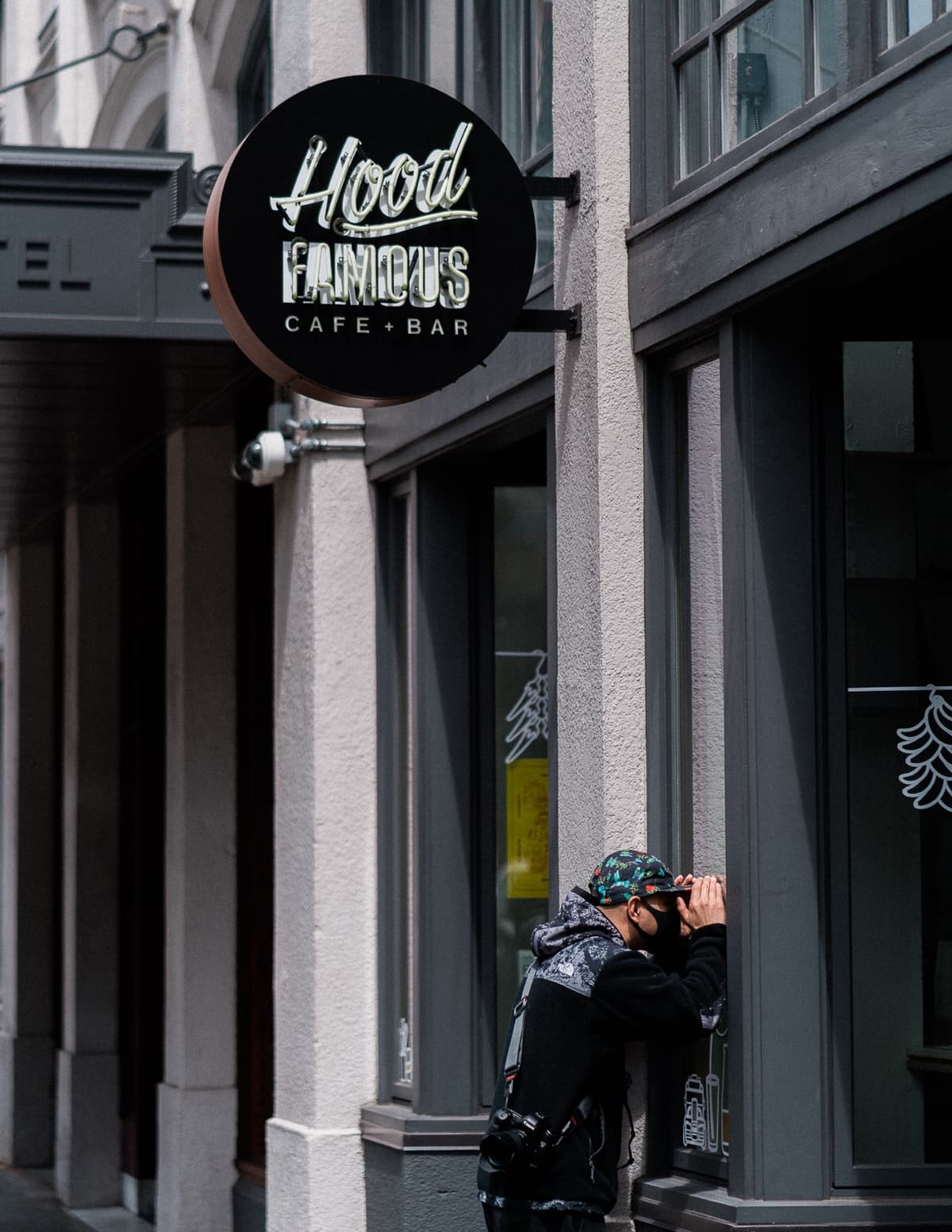 Hood Famous Cafe & Bar in Seattle