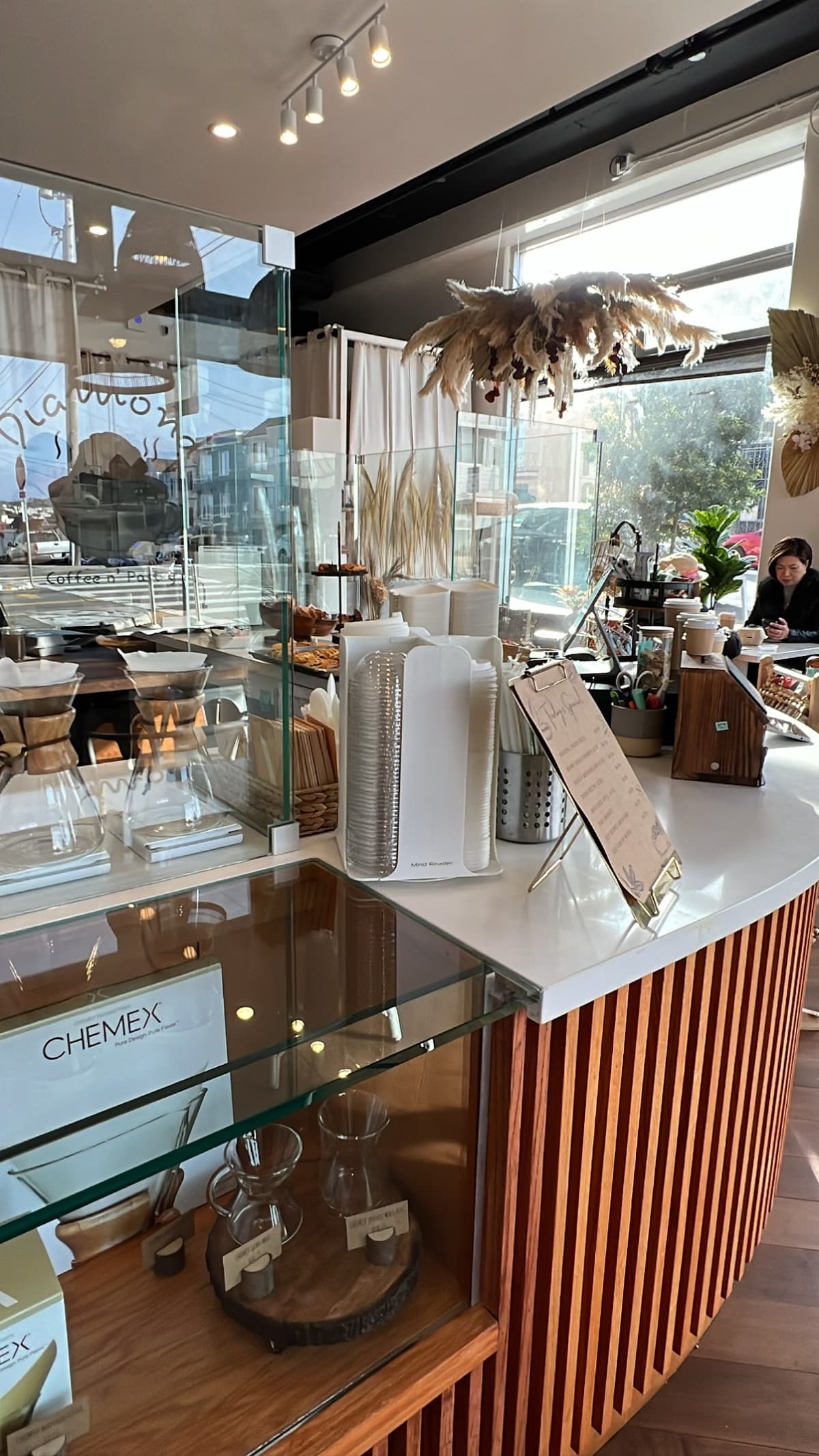 Diamond Coffee n' Pastry in San Francisco